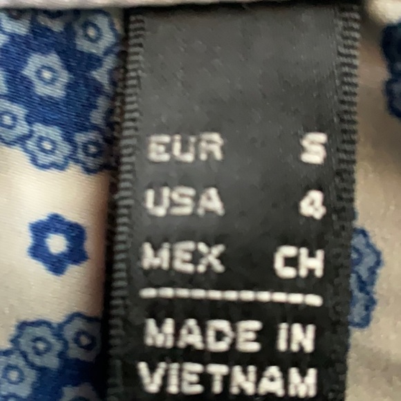 Mango MNG Women’s Blue and White Vertical Stripes Long Sleeves Top Size 4 - Picture 4 of 10